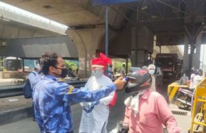 लुटेरे को गिरफ्तार करते ही उड़ गए पुलिसकर्मियों के होश, क्राइम ब्रांच में मचा हड़कंप, जानिए मामला