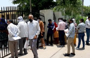 कोविड टेस्ट के सैम्पल लेने में आना कानी : पड़ सकती है भारी 1