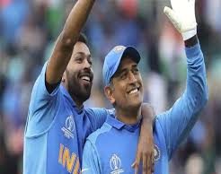 ऑलराउंडर पांड्या को धोनी ने दी बड़ी सीख