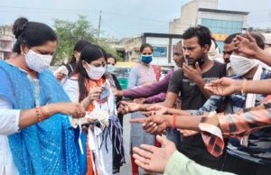 कोरोना काल में मास्क है जरूरी – प्रदेश अध्यक्ष डॉ जैन