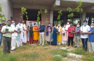 अगस्त क्रांति के अवसर पर ऐतिहासिक पंचवटी मंदिर में पौधरोपण