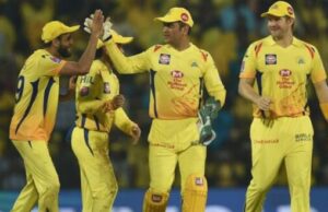 IPL 2020 के लिए MS Dhoni व उनकी टीम अपने परिवार के साथ नहीं जाएंगे यूएई, 5 स्टार होटल में ठहरेगी टीम