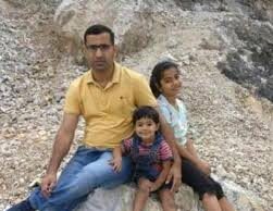 डॉक्टर ने जहर खाकर किया सुसाइड, पता चलते ही पत्नी ने 2 बेटियों के साथ वाटर टैंक में छलांग लगाई,पढिये पूरी रिपोर्ट आवाज केसरी