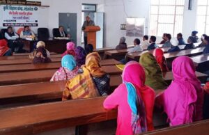 स्थानीय कृषि विज्ञान केंद्र मंडकोला में दिवसीय दो व्यवसायिक प्रशिक्षणों का शुभारंभ