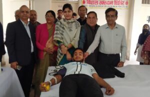 कॉलेज के सहस्थापक की याद में रक्तदान शिविर का आयोजन