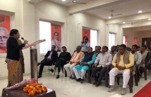 देश में पहली बार लिंगानुपात में महिलाओं की संख्या में इजाफा: संतोष यादव