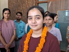 J.D पब्लिक स्कूल ने CBSE परीक्षा में रचा कीर्तिमान, 12वीं में जिला टॉपर, 10वीं में द्वितीय स्थान
